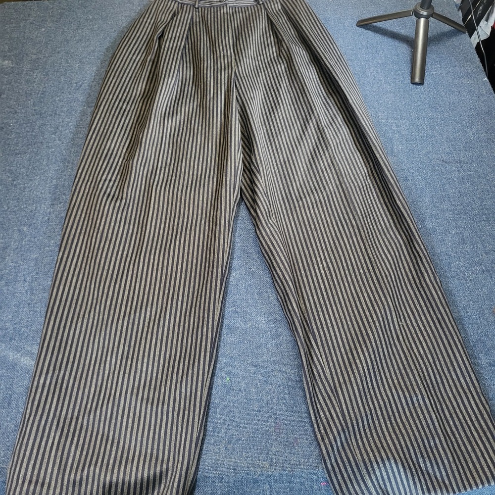Vintage Burberrys Of London Wool Striped Pleated Wide Leg Trousers Grey Navy 6